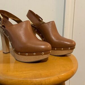 Michael Kors Size 7.5 Beatrice Sling Leather Clogs
